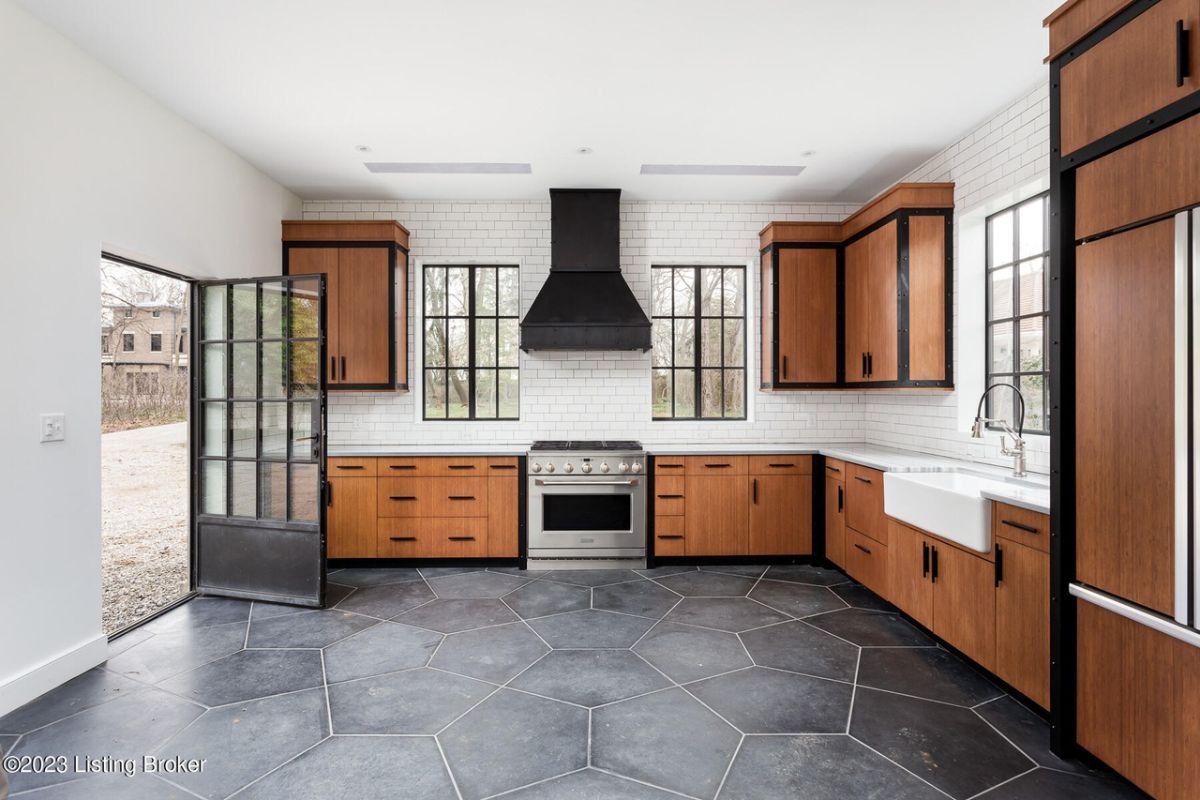 Carriage house' cooking area.