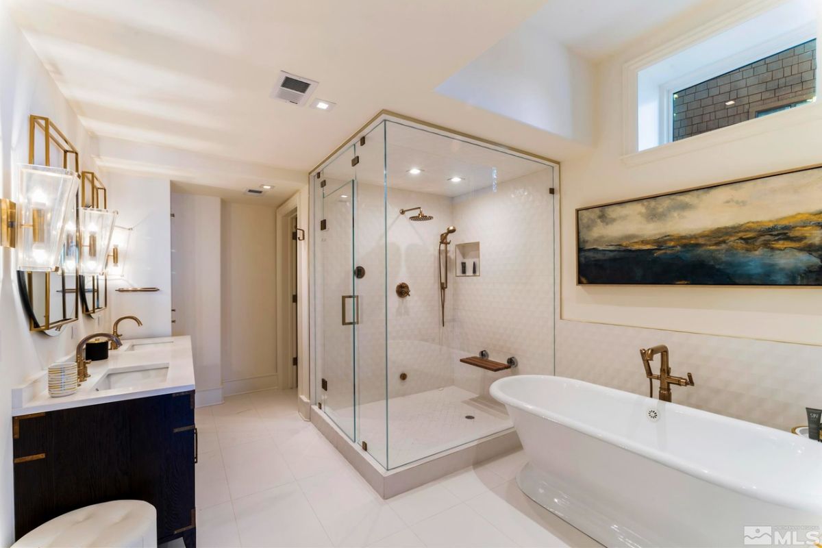 Bathroom's shower