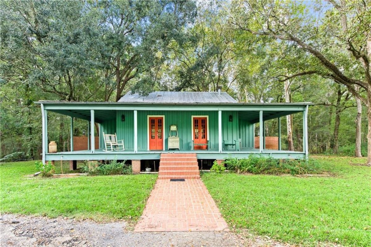 Guest house