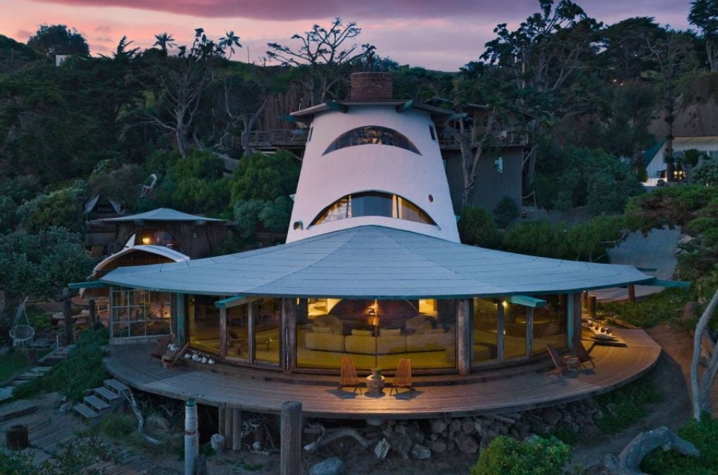 An aerial view of a house at dusk