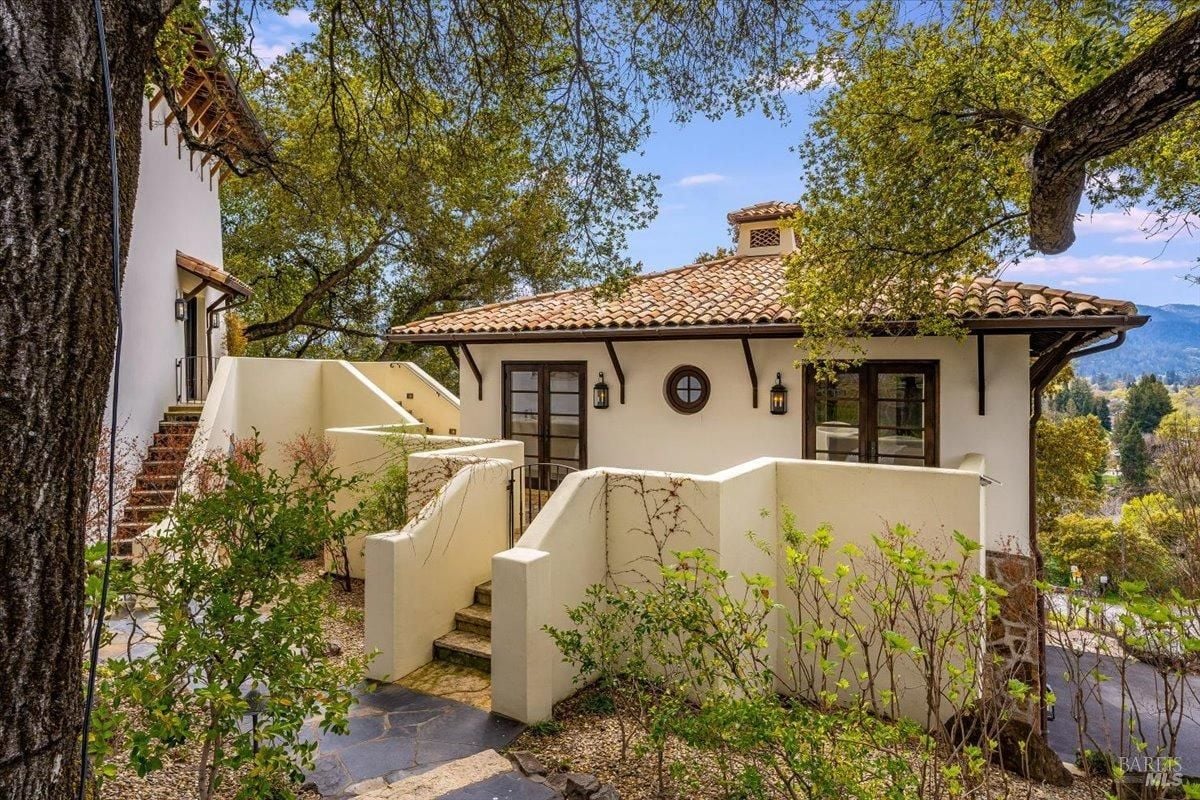 Guest house