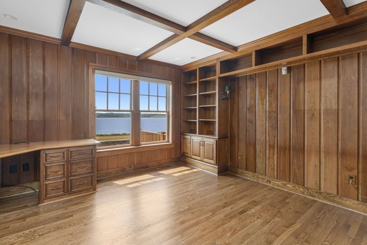 Reading room