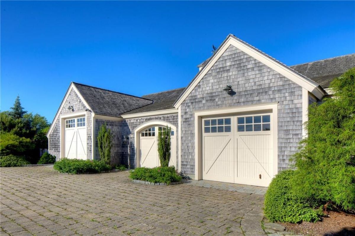 Four bay garage