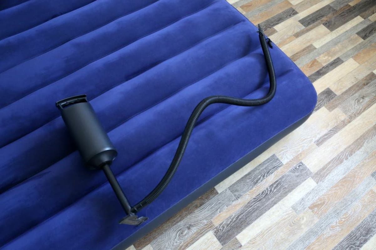 12 Futon Alternatives in 2023 (Pictures Included)