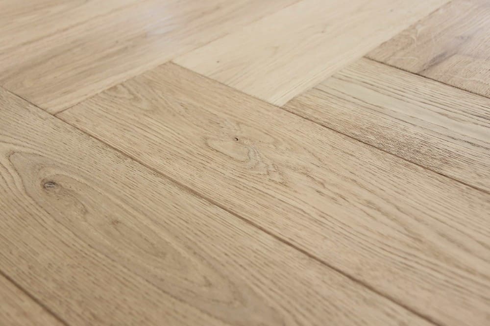 Oak vs. Cherry Wood (for Furniture, Flooring, and Home