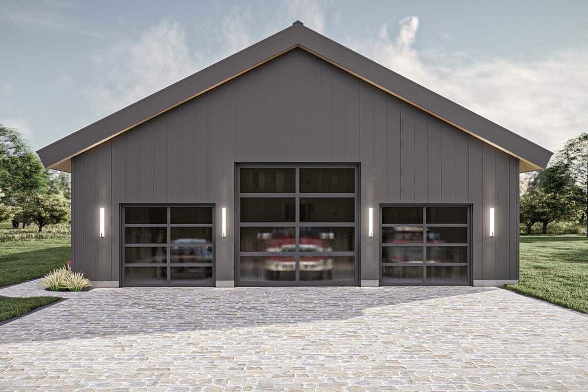 Right view of the house with an oversized 3-car garage.