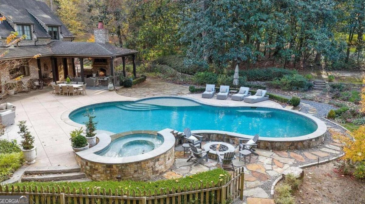 Aerial view of the pool.