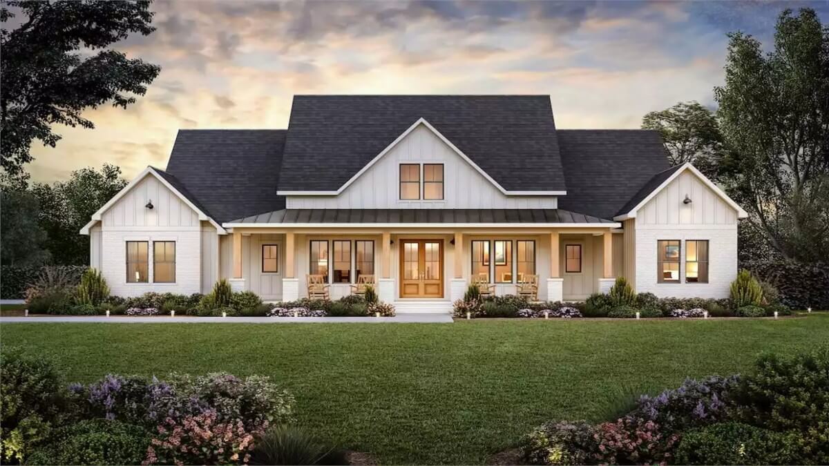 The Black Creek 2 4-Bedroom Single-Story Country Farmhouse with Covered Front Porch and Bonus Room (Floor Plan)