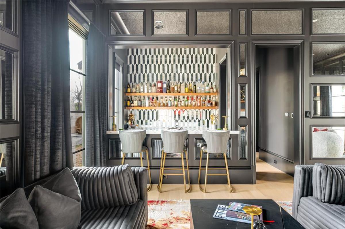 Bar with high chairs.