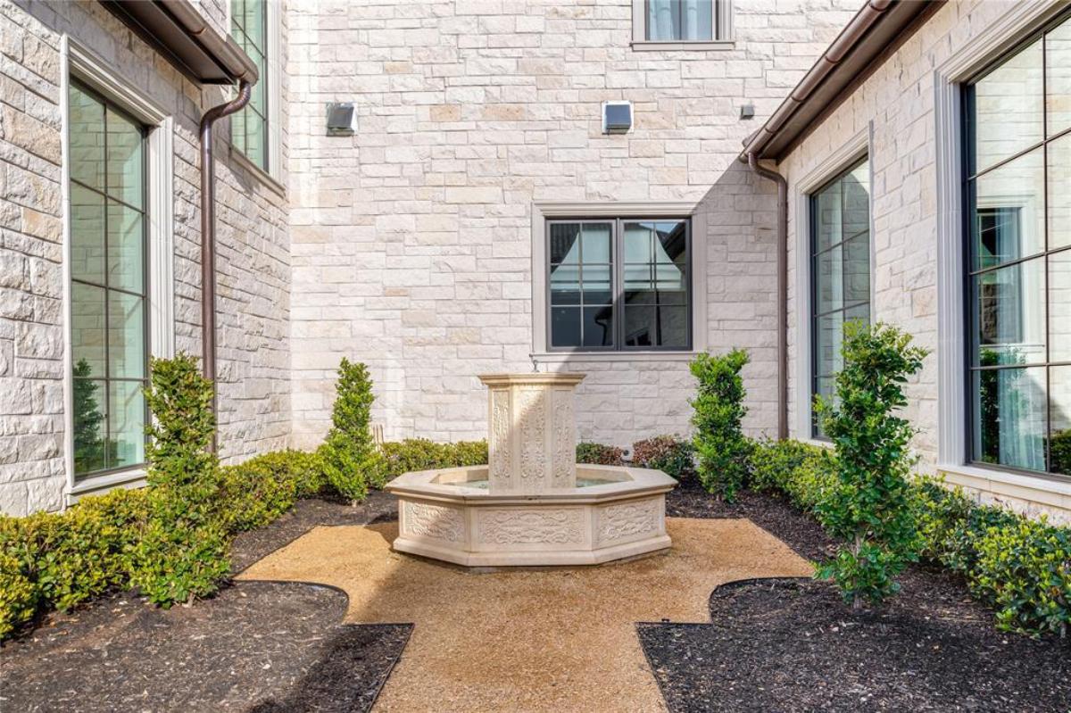 Fountain