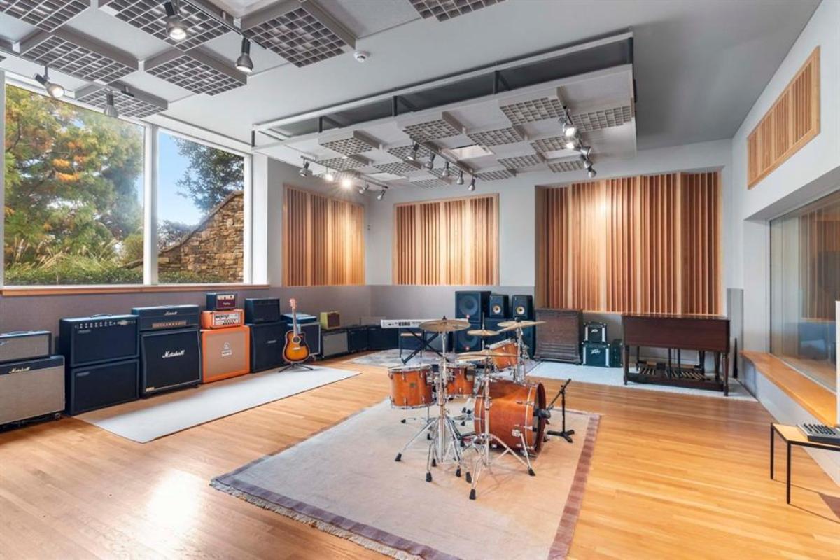 Music room