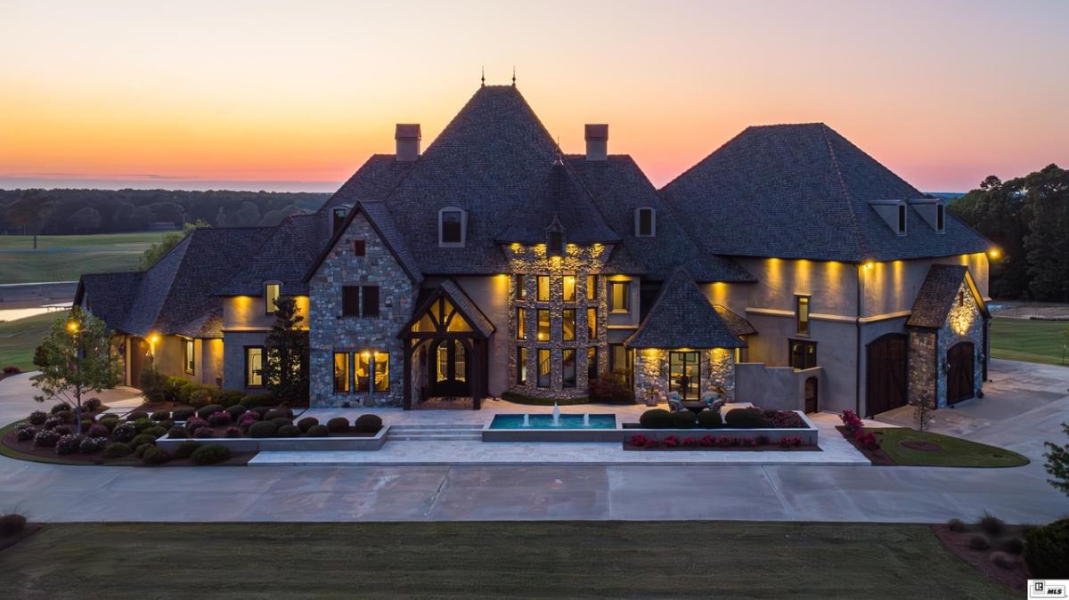 9,658 Sq. Ft. Estate in West Monroe, LA ($3,355,000)