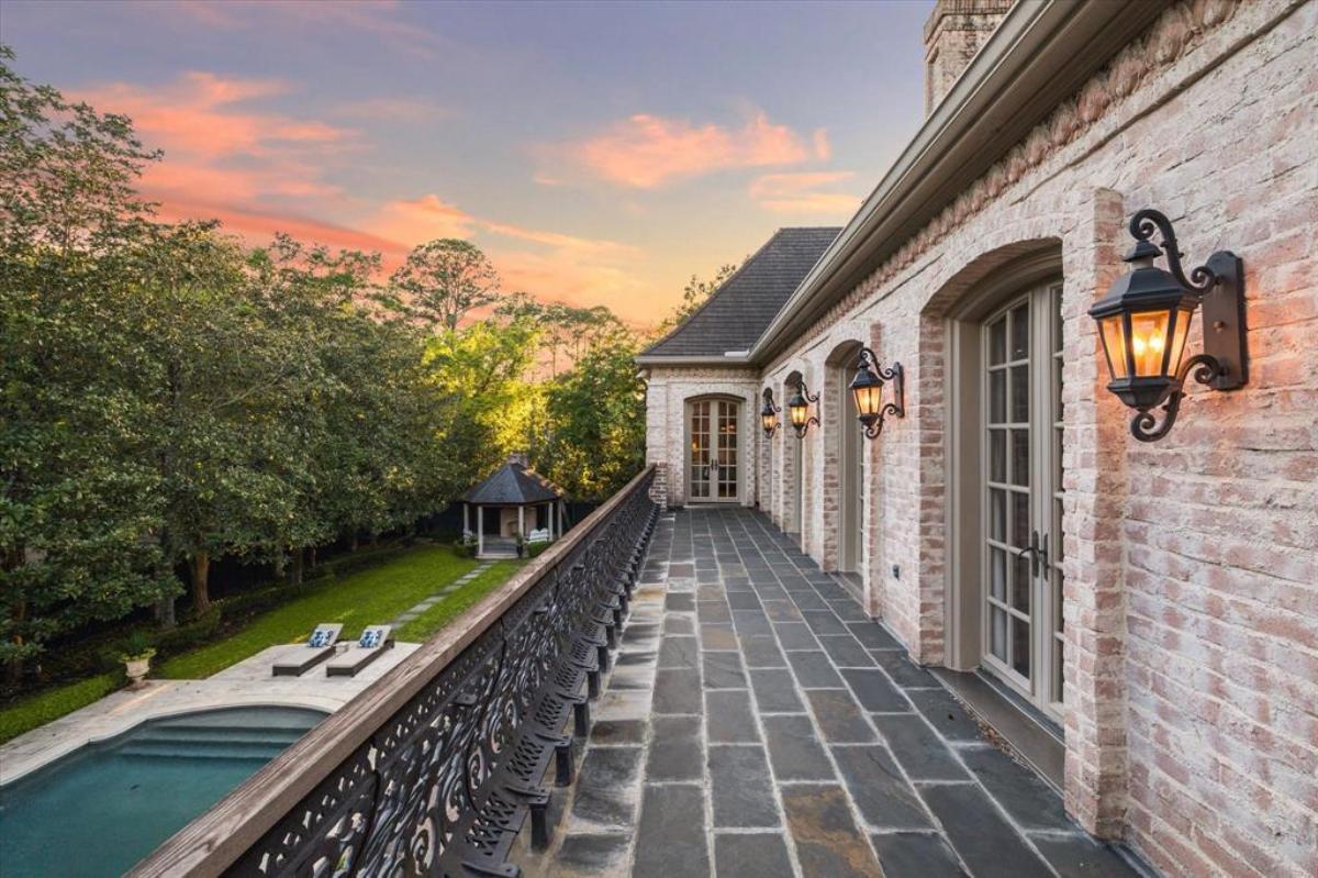 Balcony overlooking the pool.