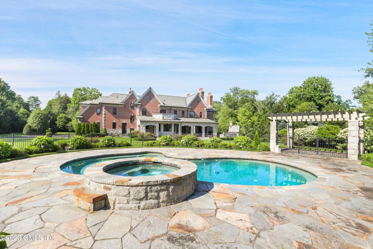 Pool with a pergola.