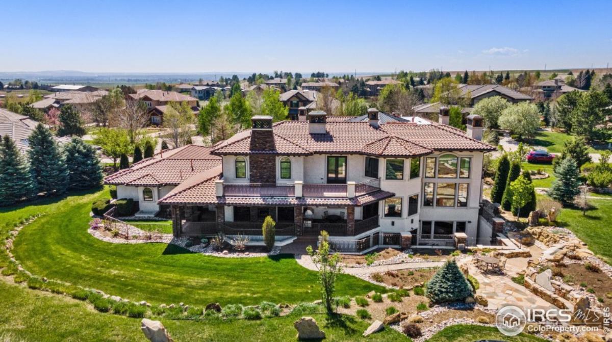 Aerial view of the mansion.