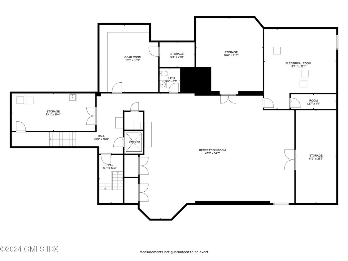 Floor plan of the mansion.