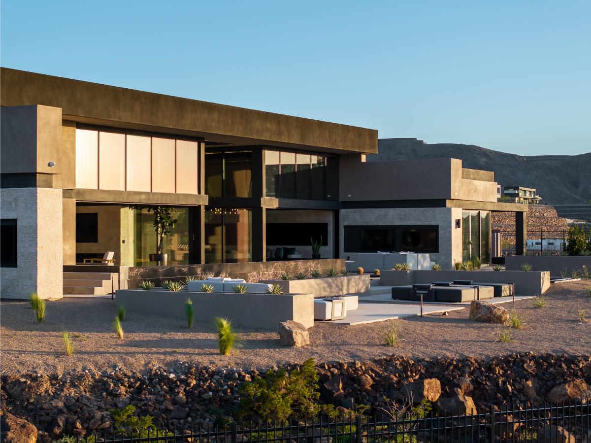 Distant view of the mansion.