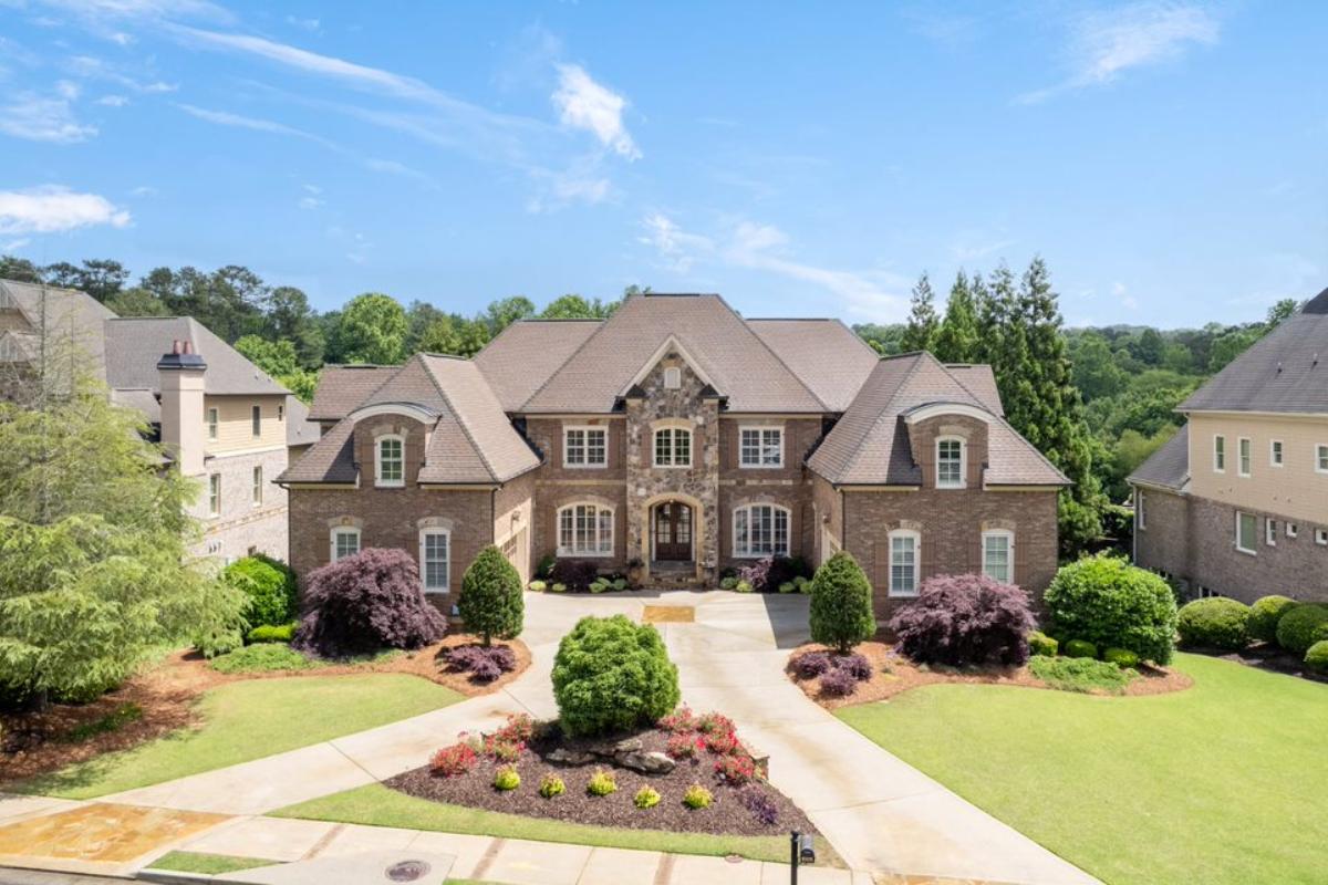 The front view of the property.