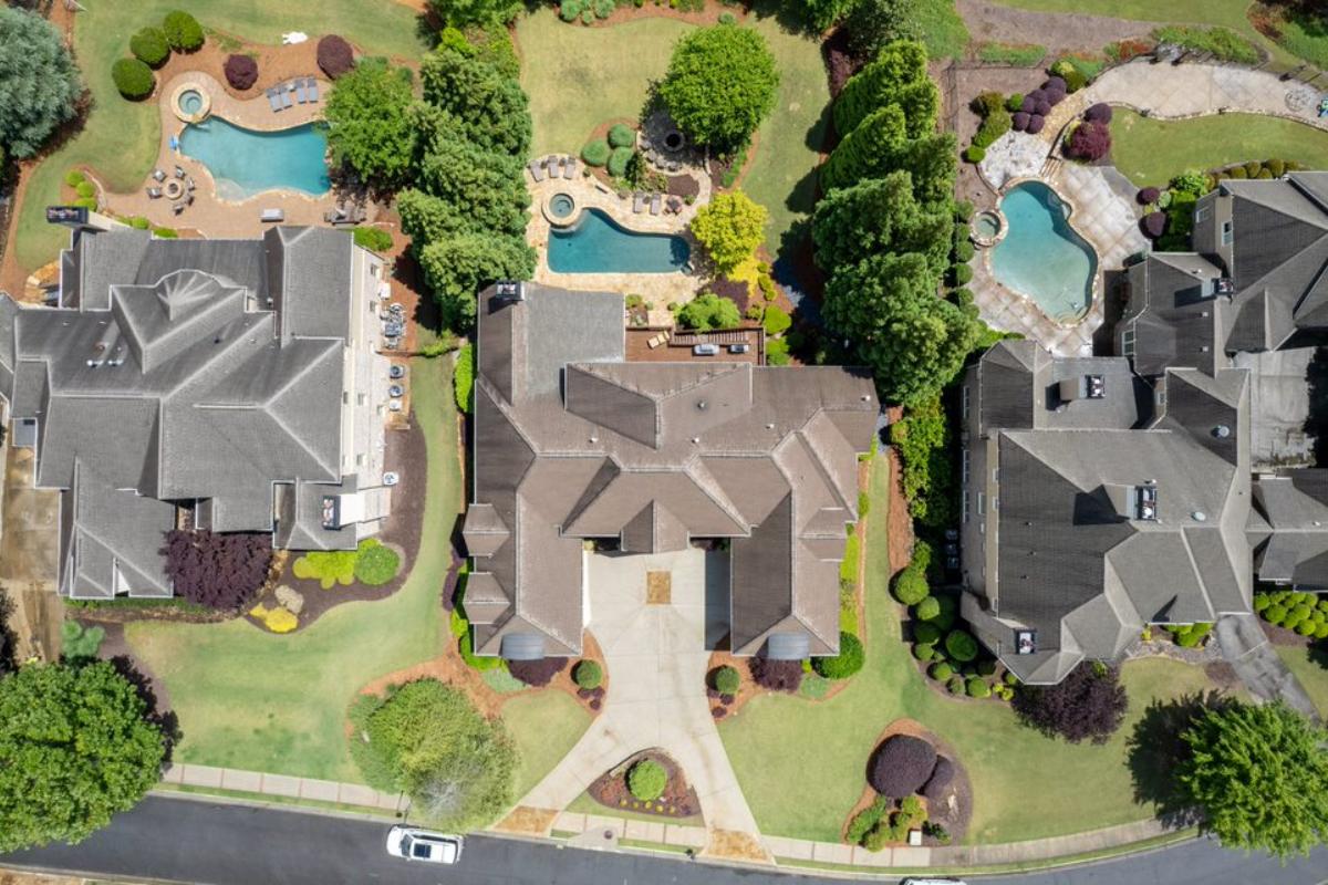 The aerial view of the property.