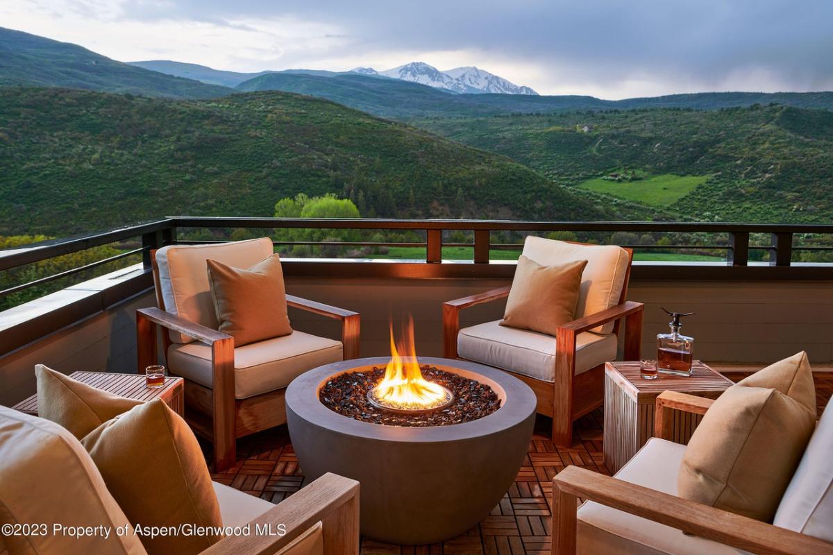 Fire pit overlooking the mountains.