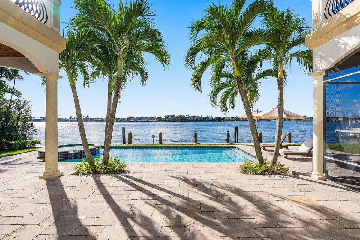 Pool overlooking the wide water Intracoastal Waterway.