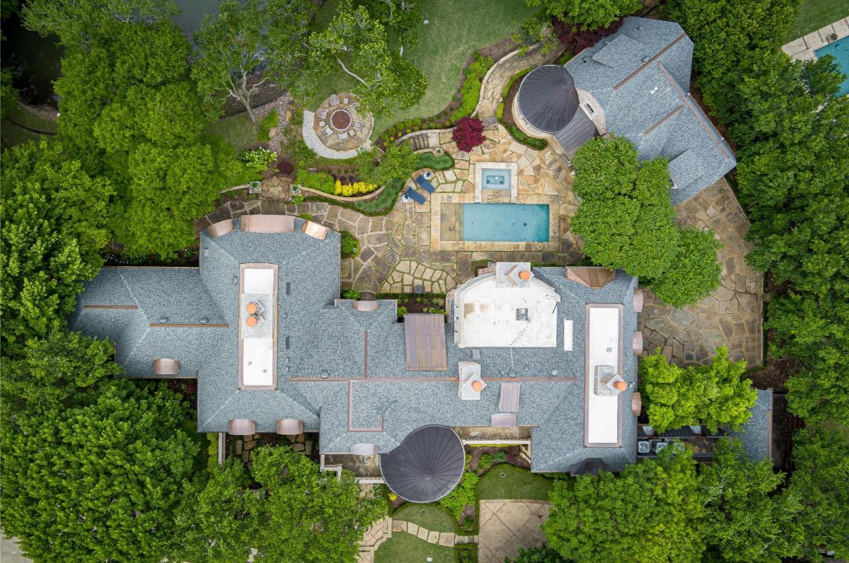 Aerial view of the mansion.