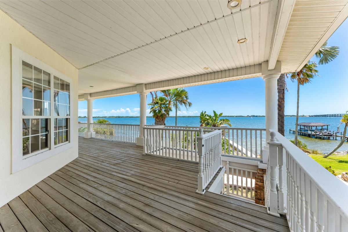 Balcony overlooking the river.