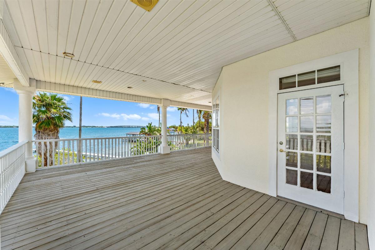 Balcony overlooking the river.