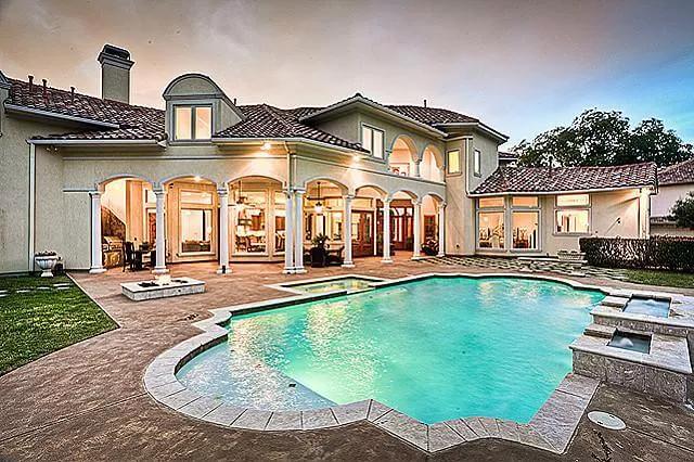 20 Best House Plans with Luxury European Flair