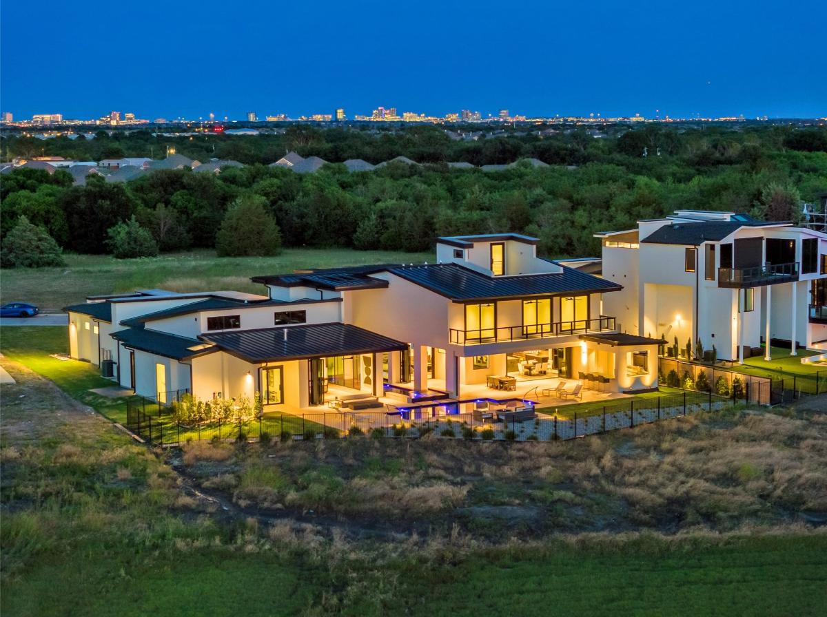 Aerial rear view of the mansion.