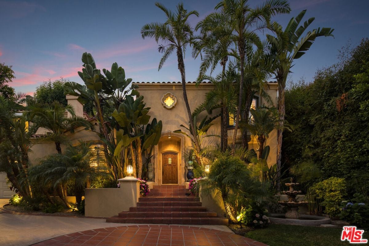 The front view of the property.