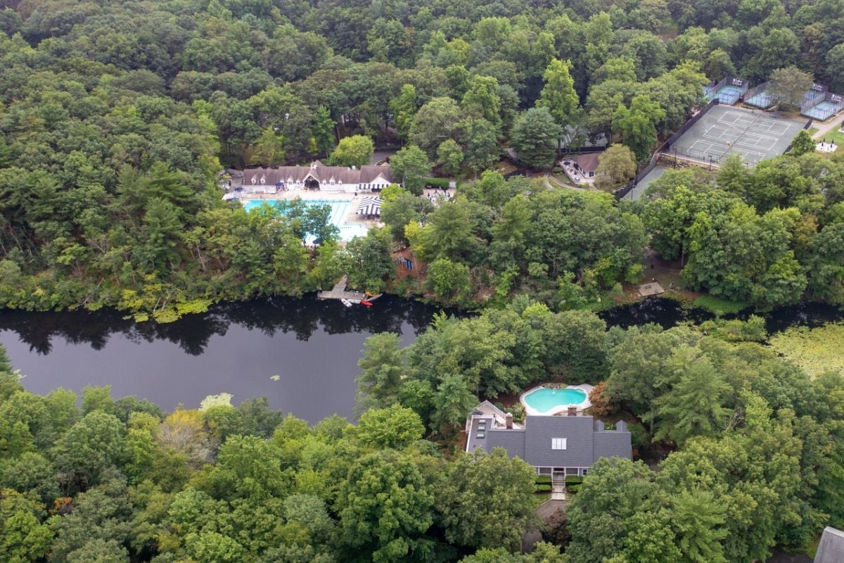 The aerial view of the property.