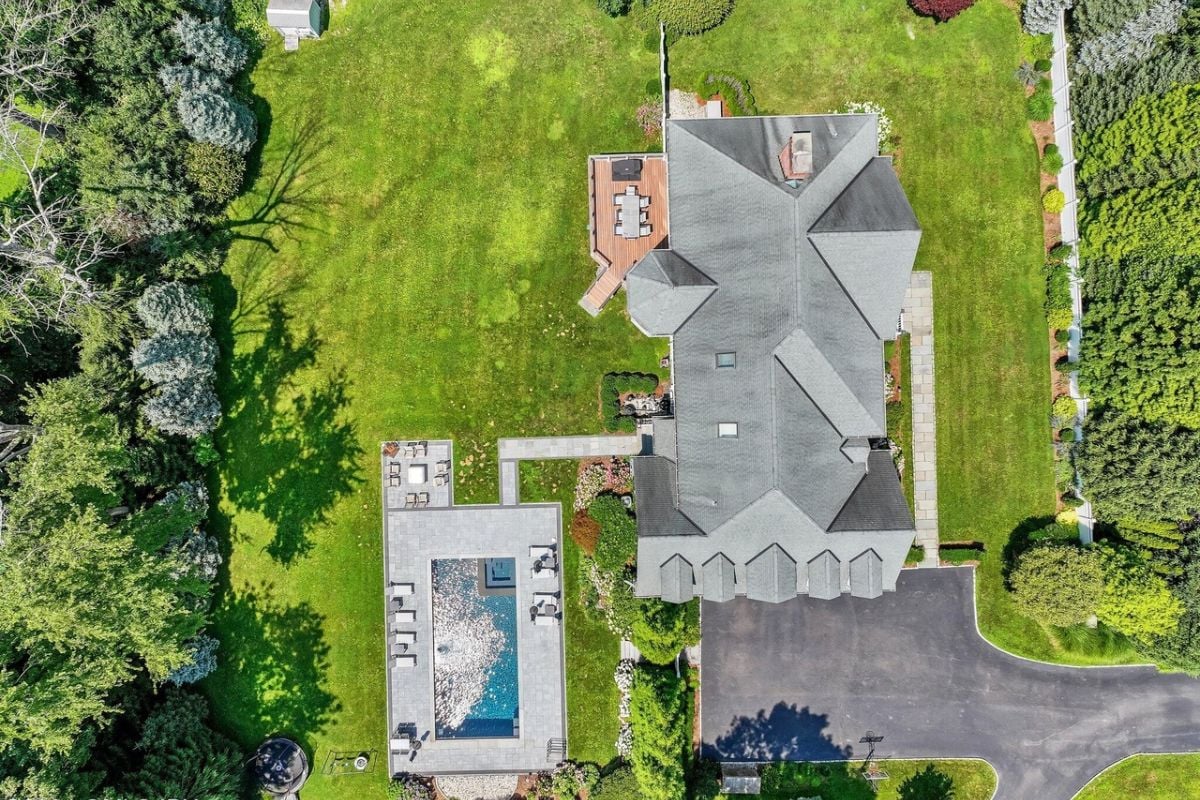 The aerial view of the property.