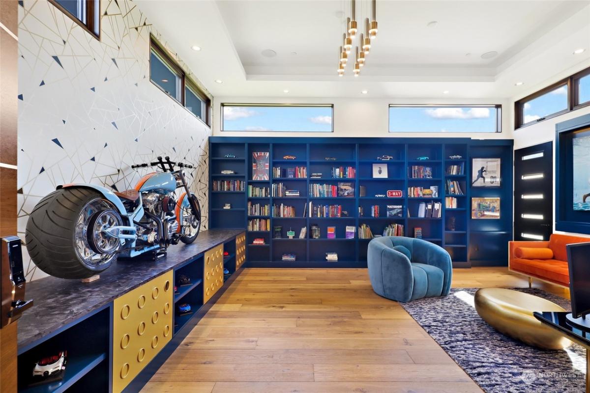 Reading nook with couches and bookshelves.