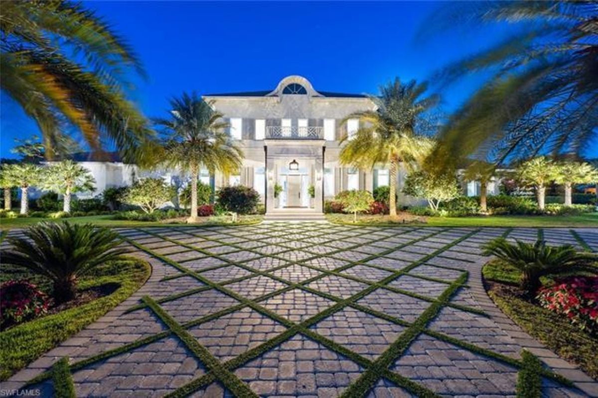 The front view of the property.