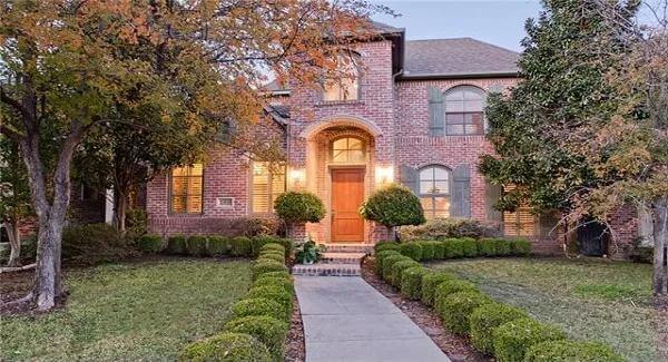 Butler Park 3-Bedroom Two-Story Texas-Inspired Home for a Corner Lot with Balcony (Floor Plan)