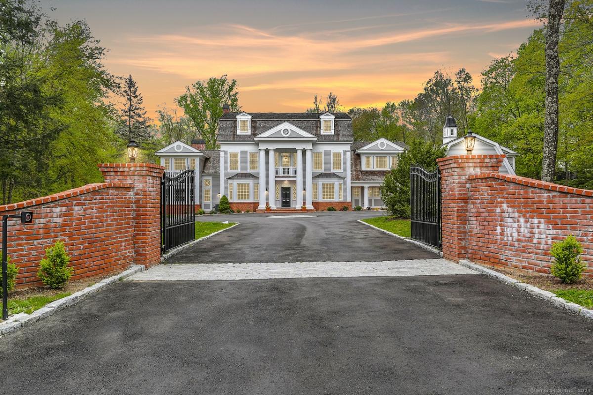 Main gate entry of the property.