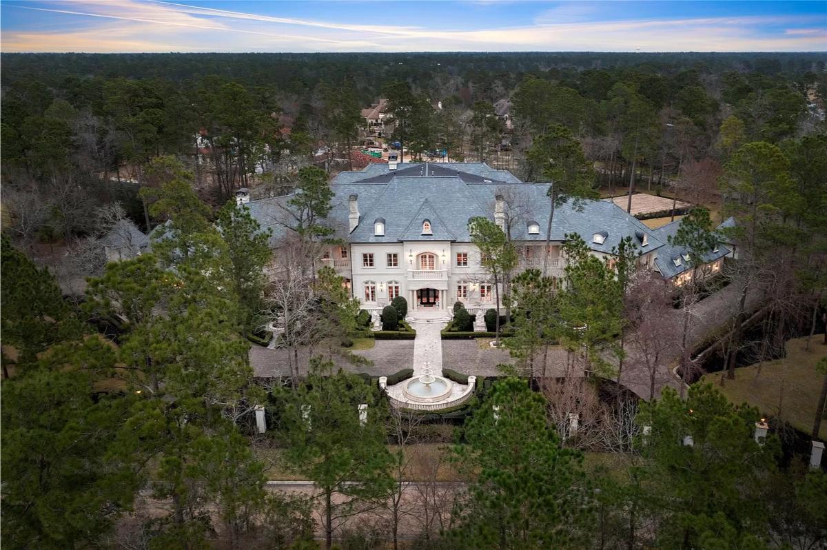 Aerial front view of the mansion.