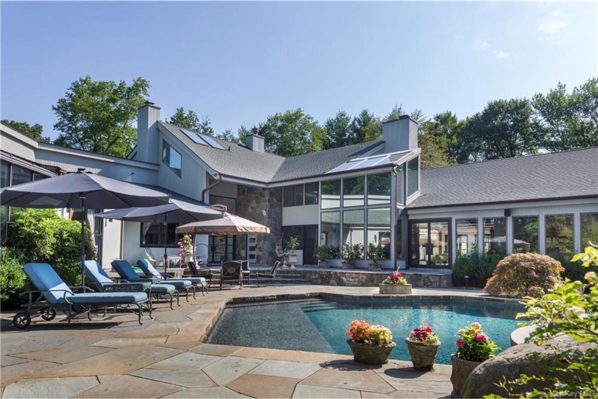 Pool area