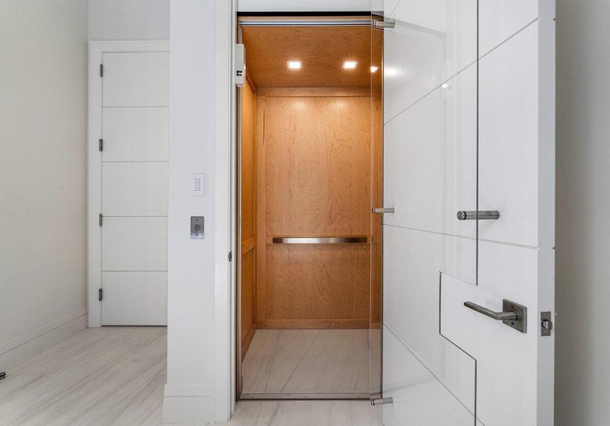 Elevator
