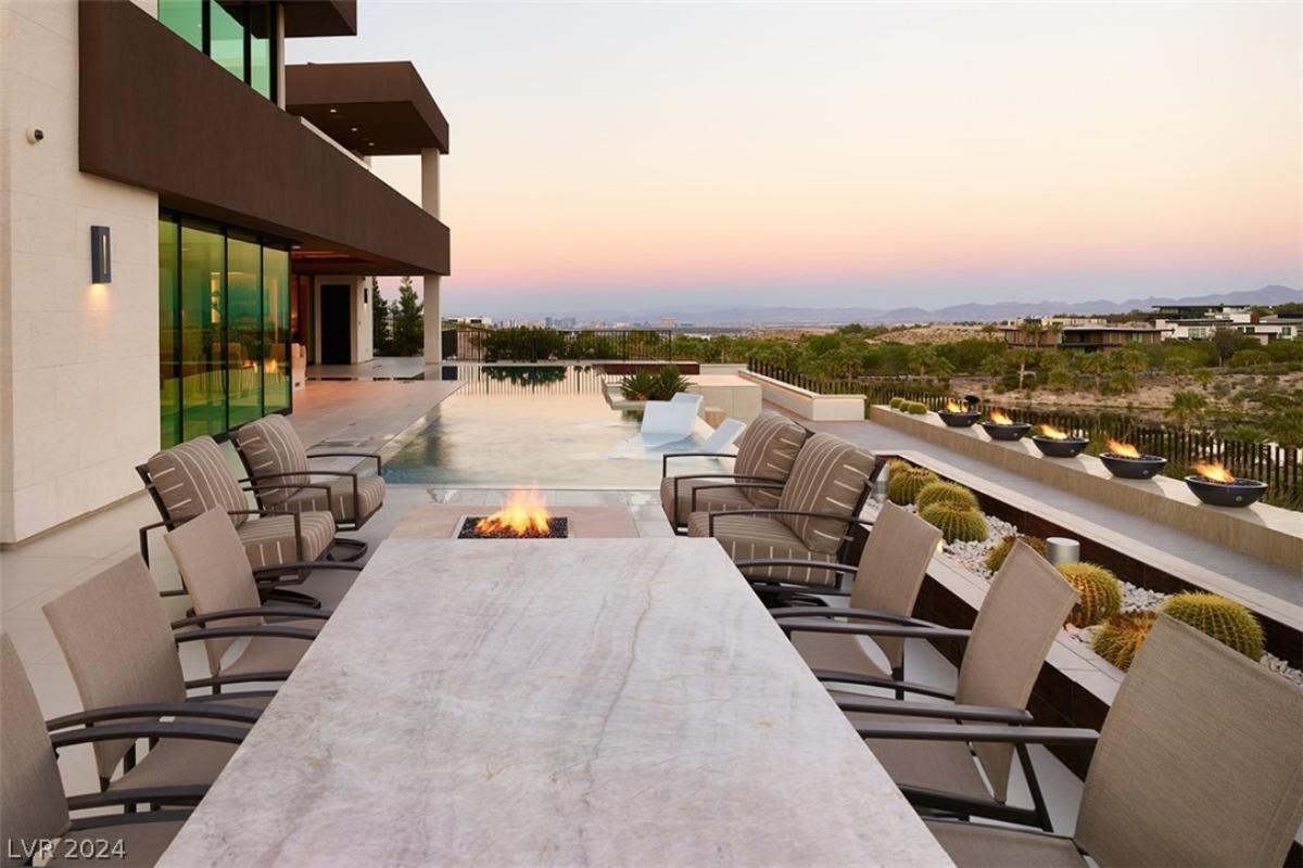 Outdoor dining area
