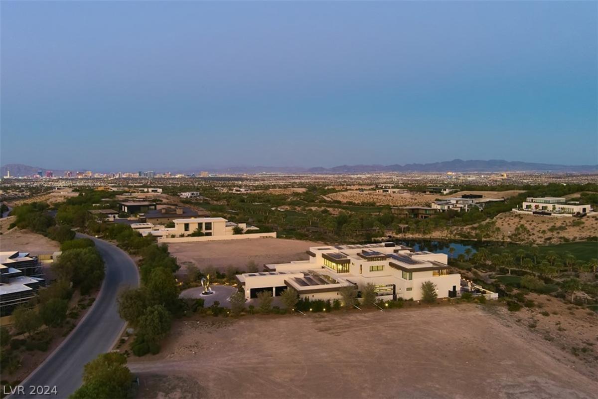 Aerial view of the mansion.