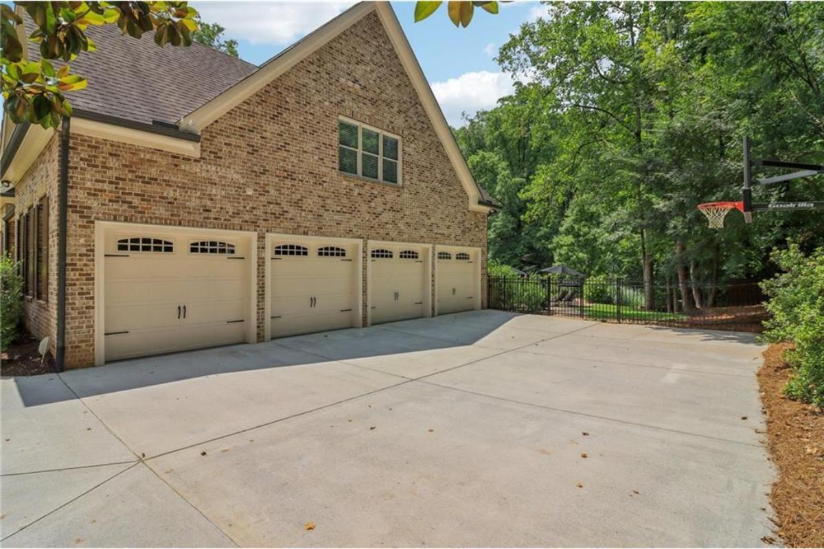 Car Garage