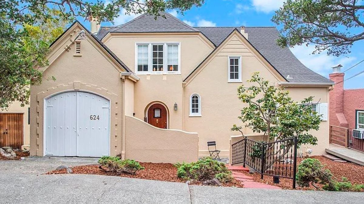 3-Bedroom Traditional Style Single Family Home 