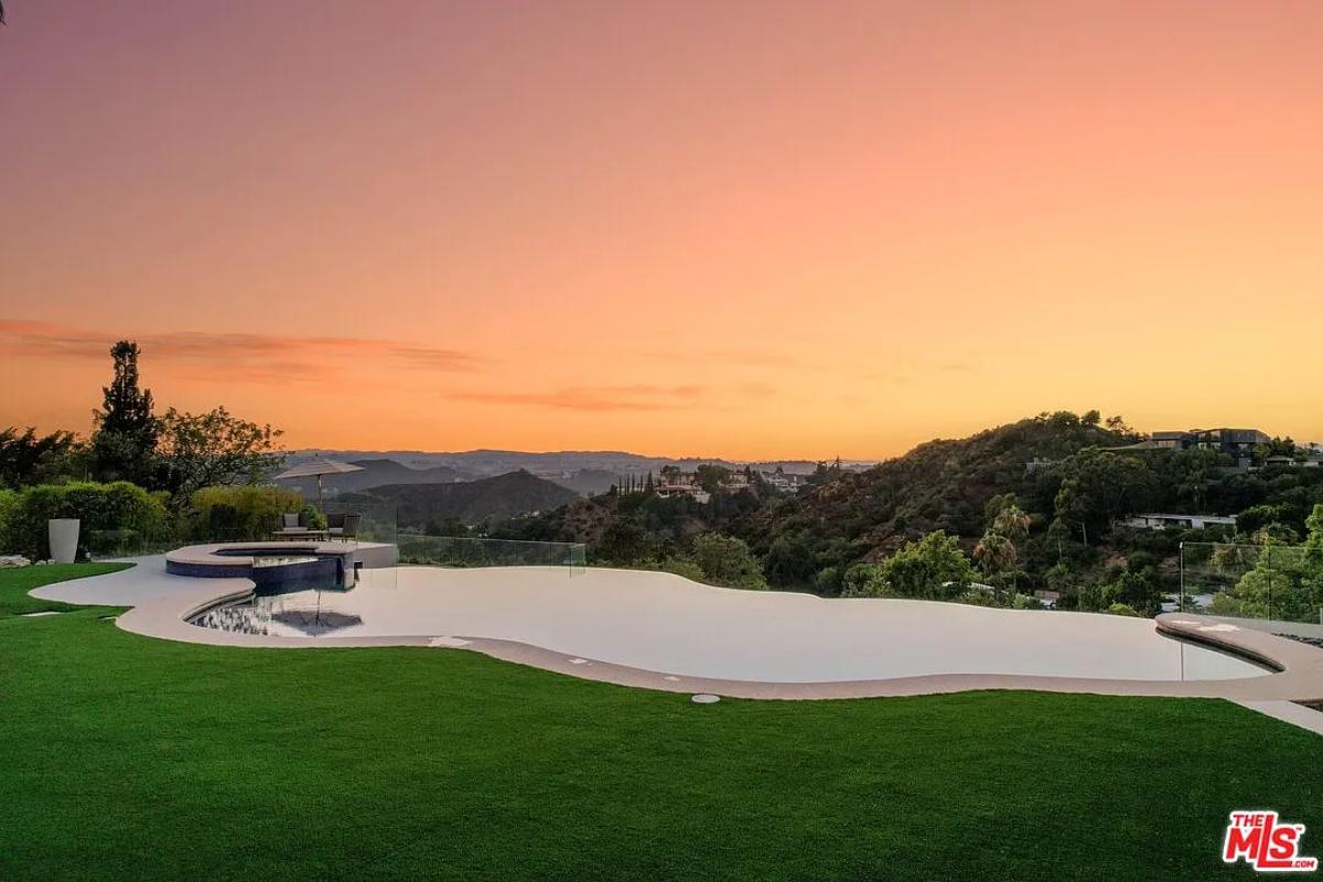 Pool with mountain views.