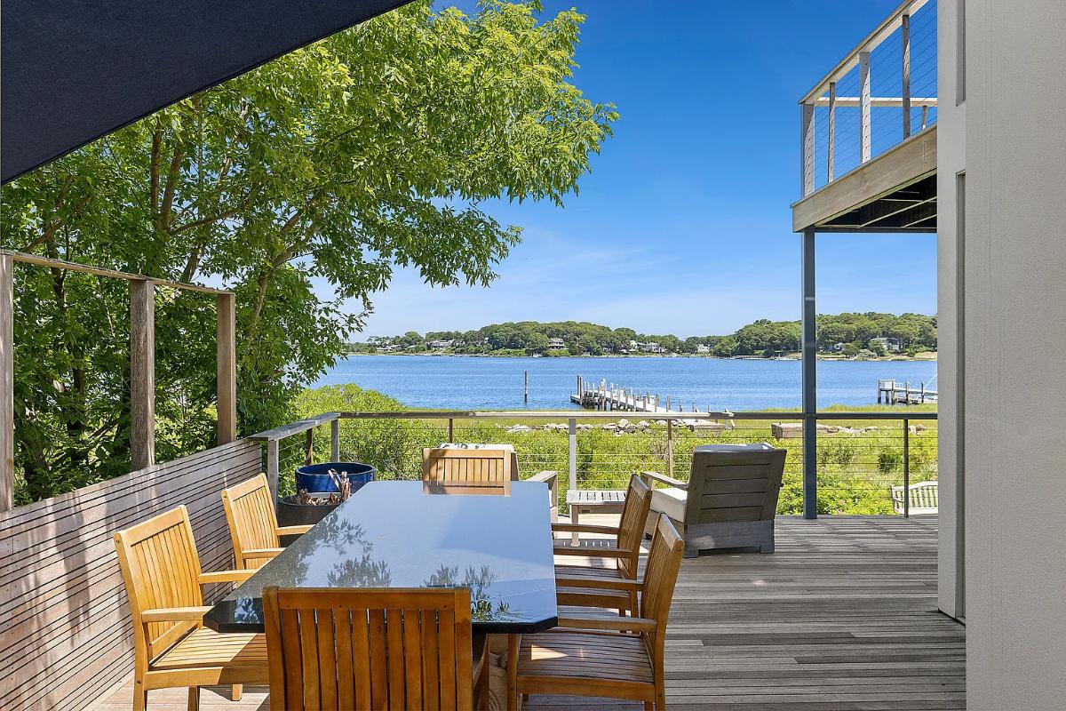 Outdoor dining area