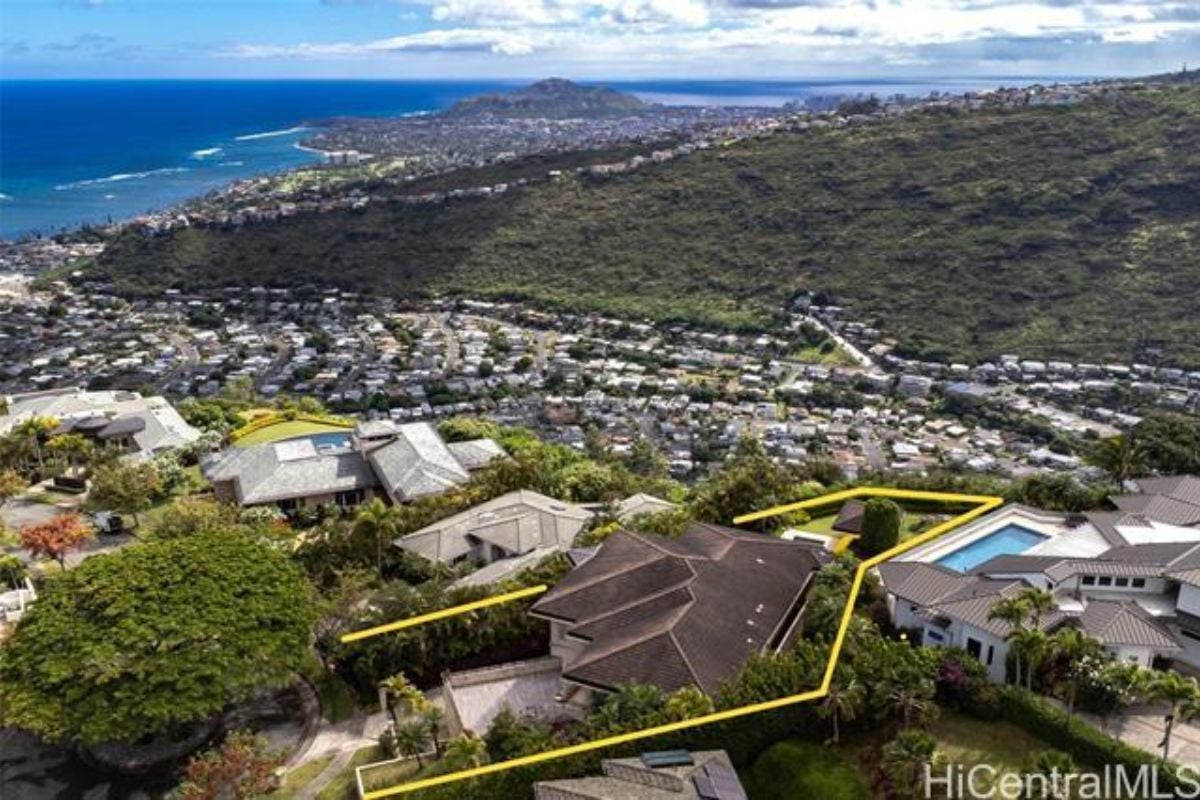 The aerial view of the property.