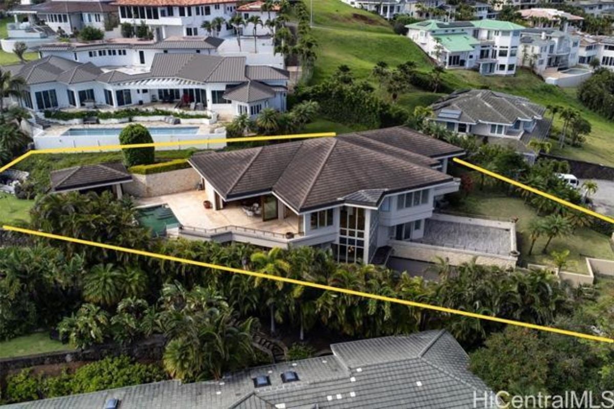 The aerial view of the property.