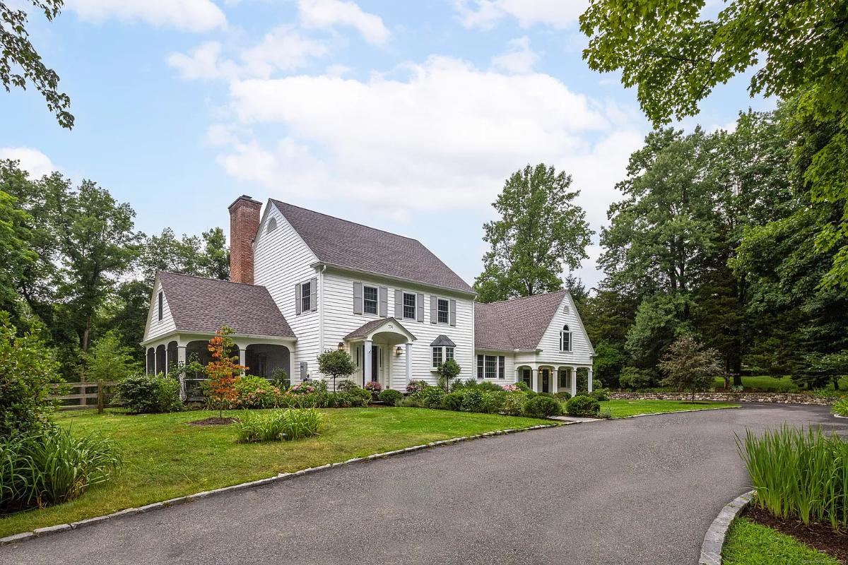 Side view of the house.
