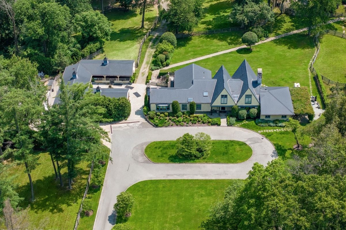 The aerial view of the property.